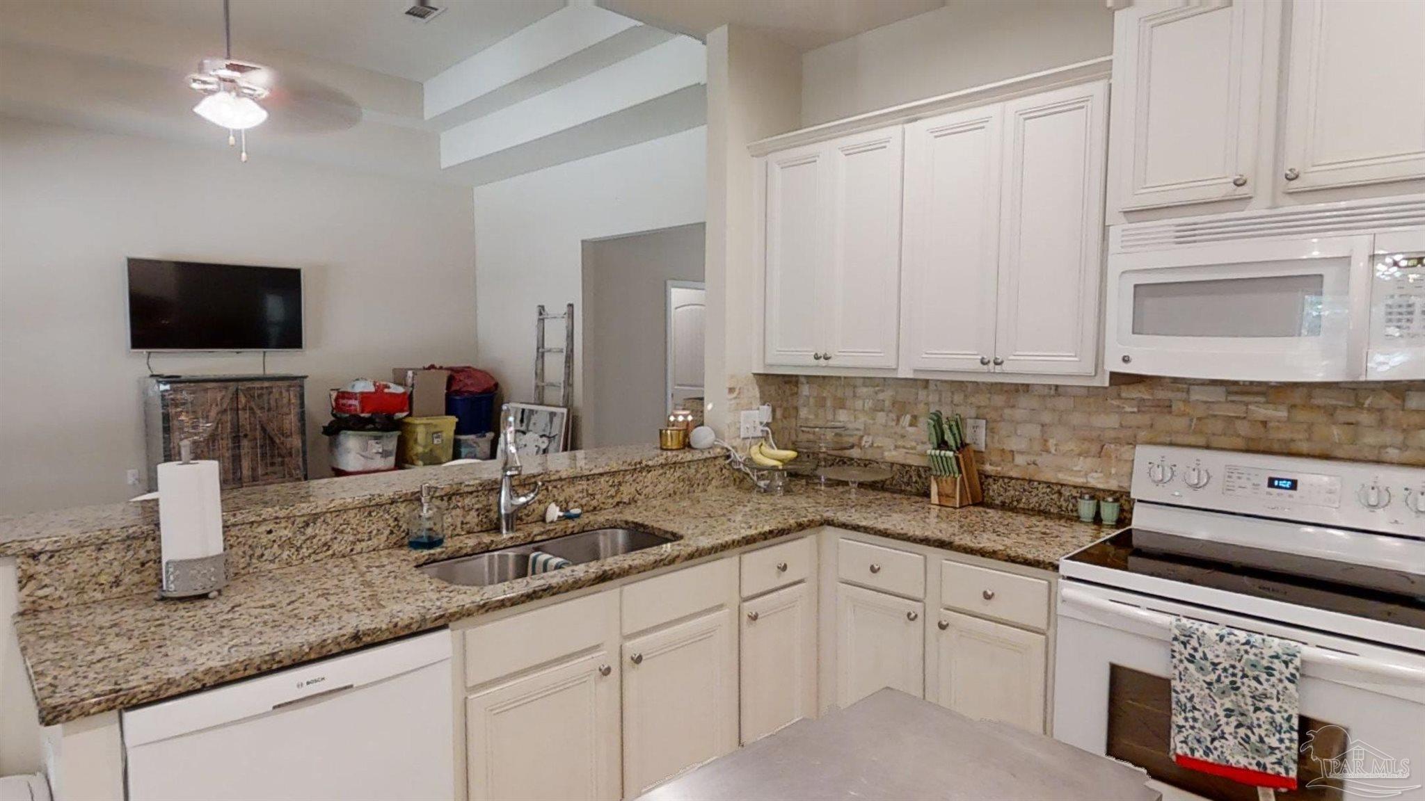 5805 Rustic Ridge Circle Milton, FL 32570 - Photo 11 of 31 Gallery Image 11
