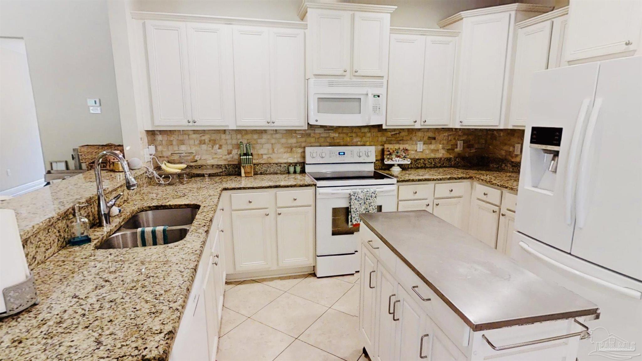 5805 Rustic Ridge Circle Milton, FL 32570 - Photo 10 of 31 Gallery Image 10