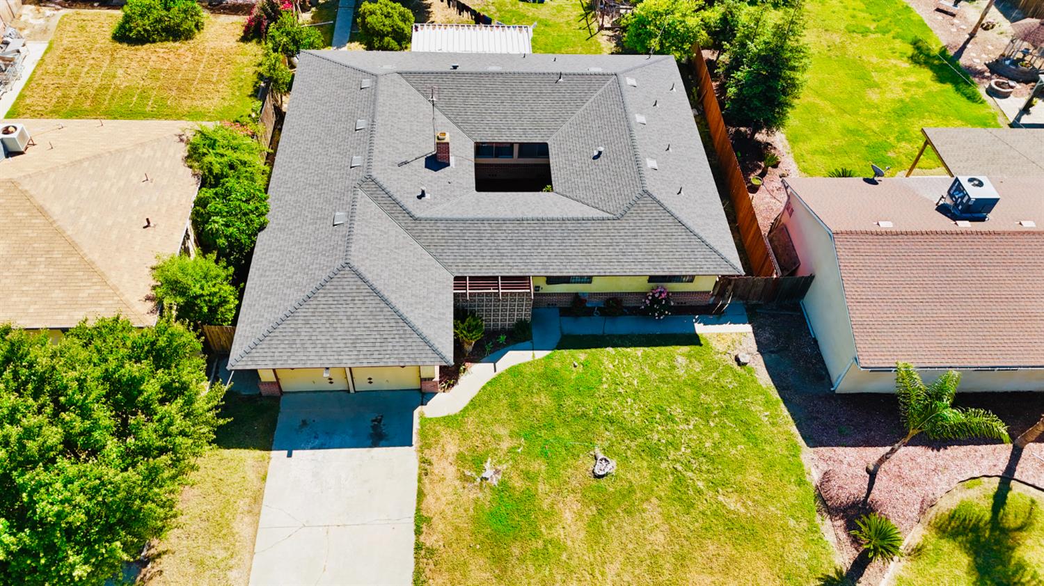 414 South 4th Street Kerman, CA 93630 - Photo 2 of 9