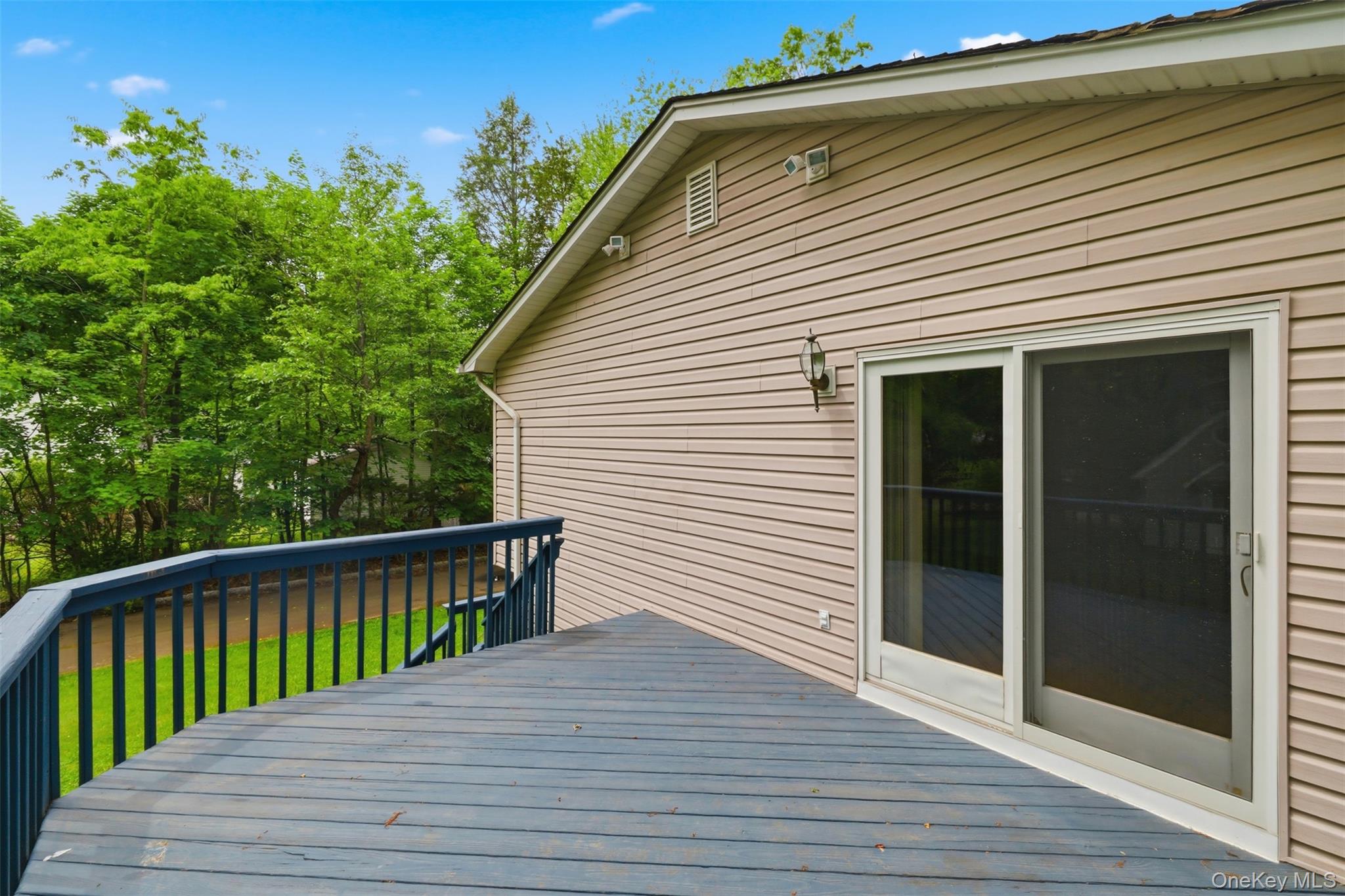226 Ehrhardt Road Pearl River, NY 10965 - Photo 11 of 43