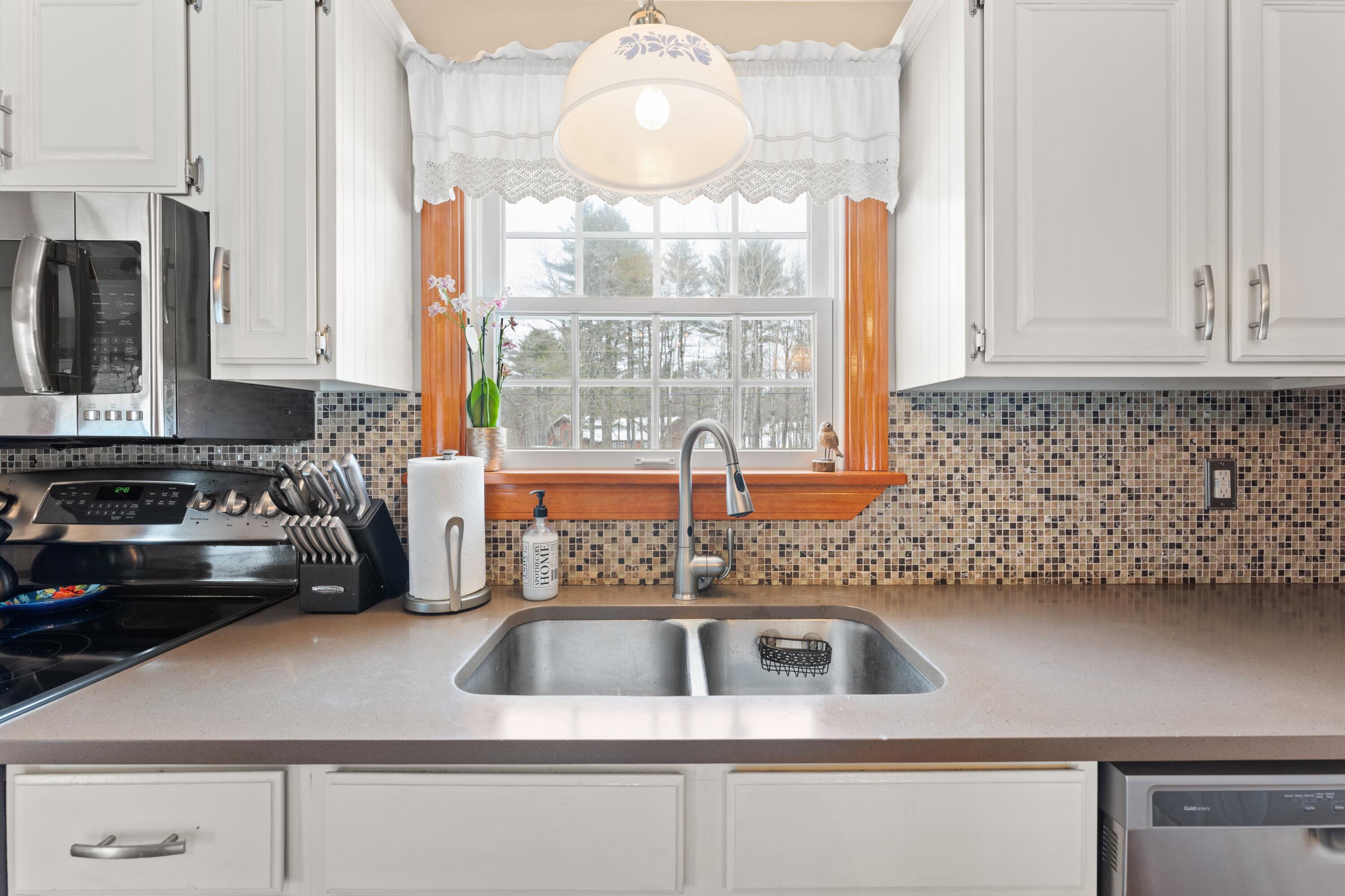 45 Weeks Mills Road South China, ME 04358 - Photo 9 of 43 Kitchen