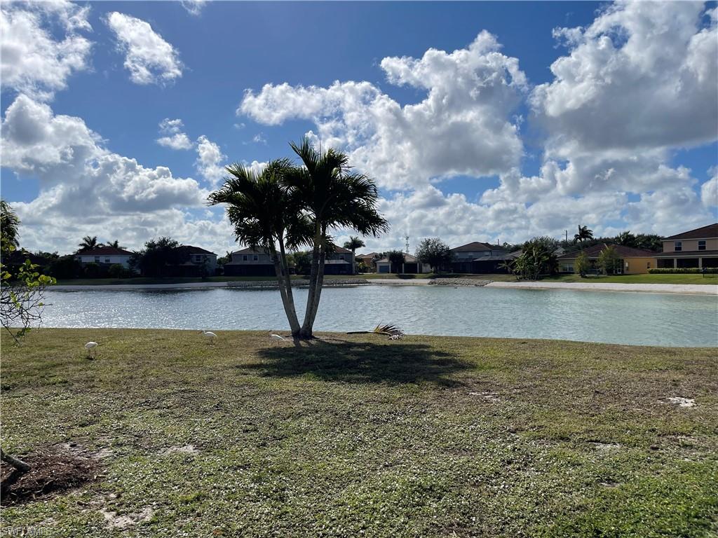 2895 Orange Grove Trail Naples, FL 34120 - Photo 3 of 33