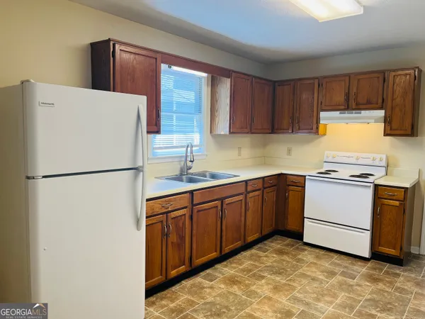 $1,295 | 25 St Clair Street, Newnan, GA 30263