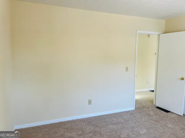 $1,295 | 25 St Clair Street, Newnan, GA 30263