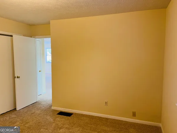 $1,295 | 25 St Clair Street, Newnan, GA 30263