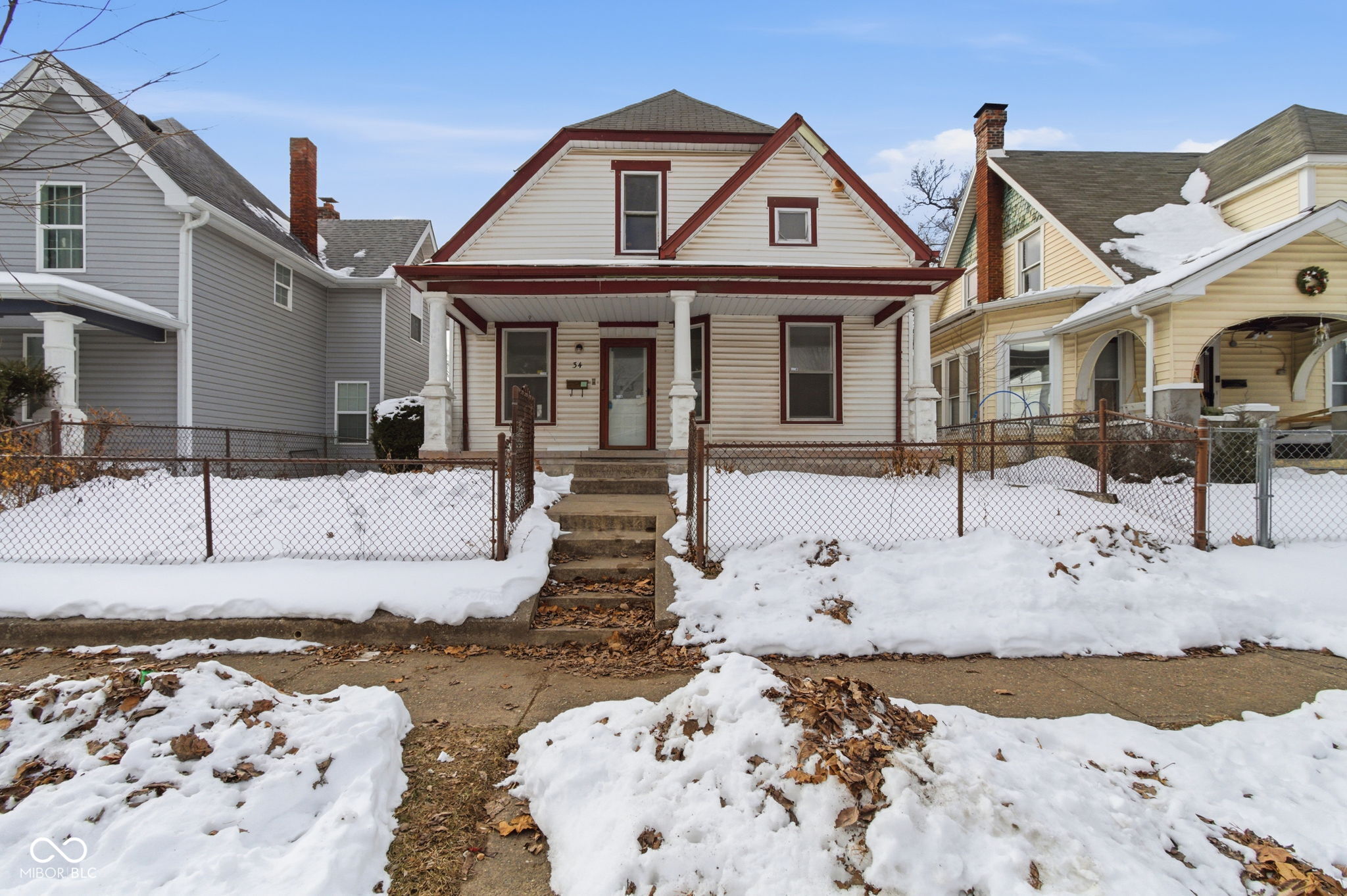 34 North Addison Street Indianapolis, IN 46222 - Photo 2 of 12