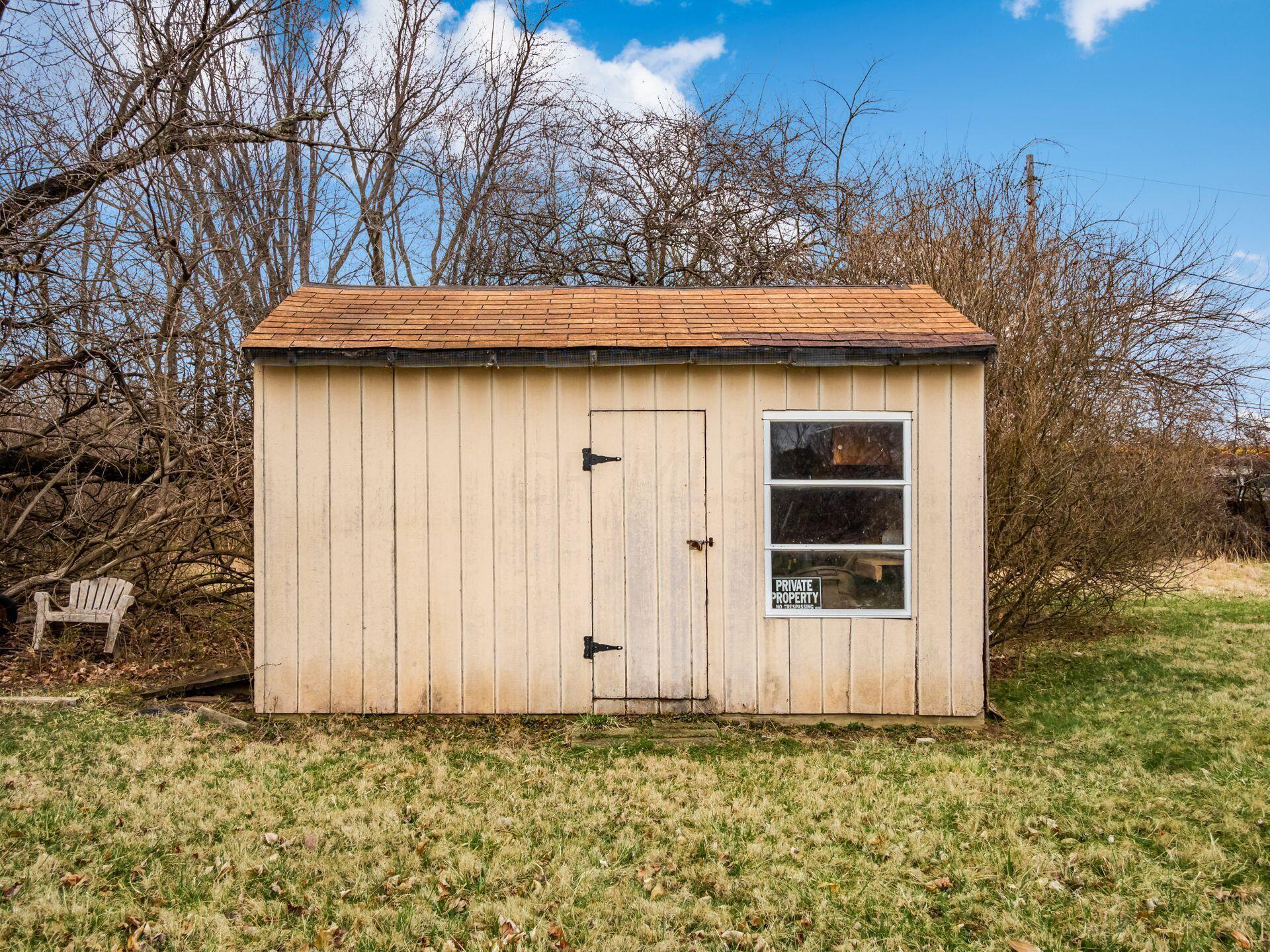 5969 Sinclair Road Columbus, OH 43229 - Photo 31 of 34 storage shed