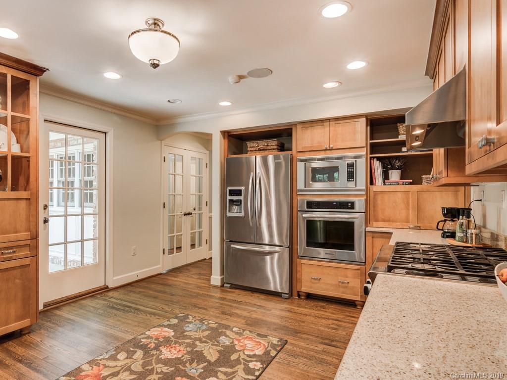 27 Park Road Asheville, NC 28803 - Photo 12 of 27 Gallery Image 12