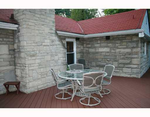 200 Oakridge Road Pittsburgh, PA 15237 - Photo 18 of 18 Patio/Deck.