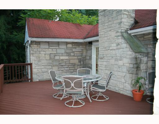 200 Oakridge Road Pittsburgh, PA 15237 - Photo 4 of 18 Patio/Deck.