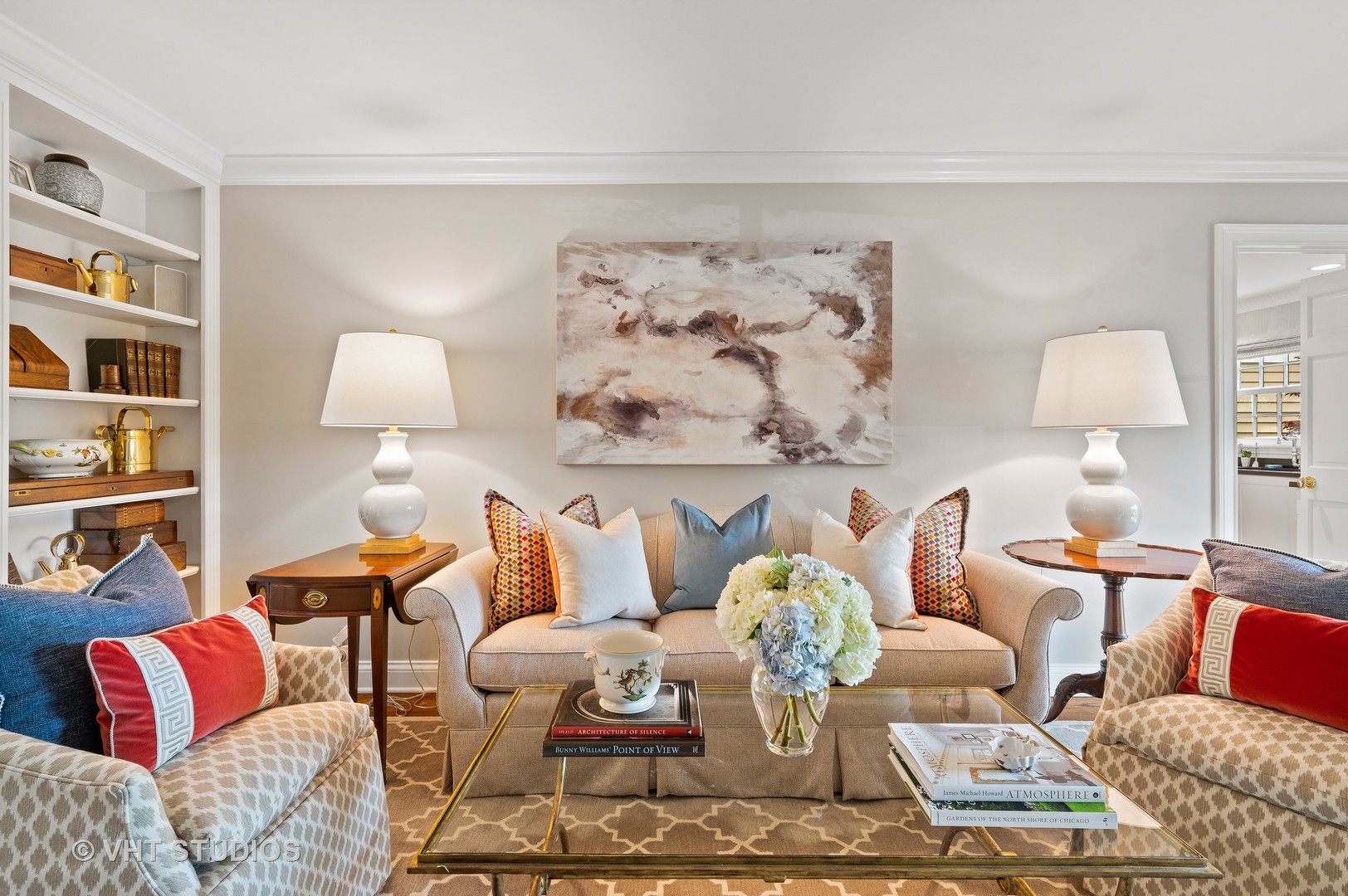 1175 Hill Road Winnetka, IL 60093 - Photo 10 of 37 a living room with furniture and painting on the wall