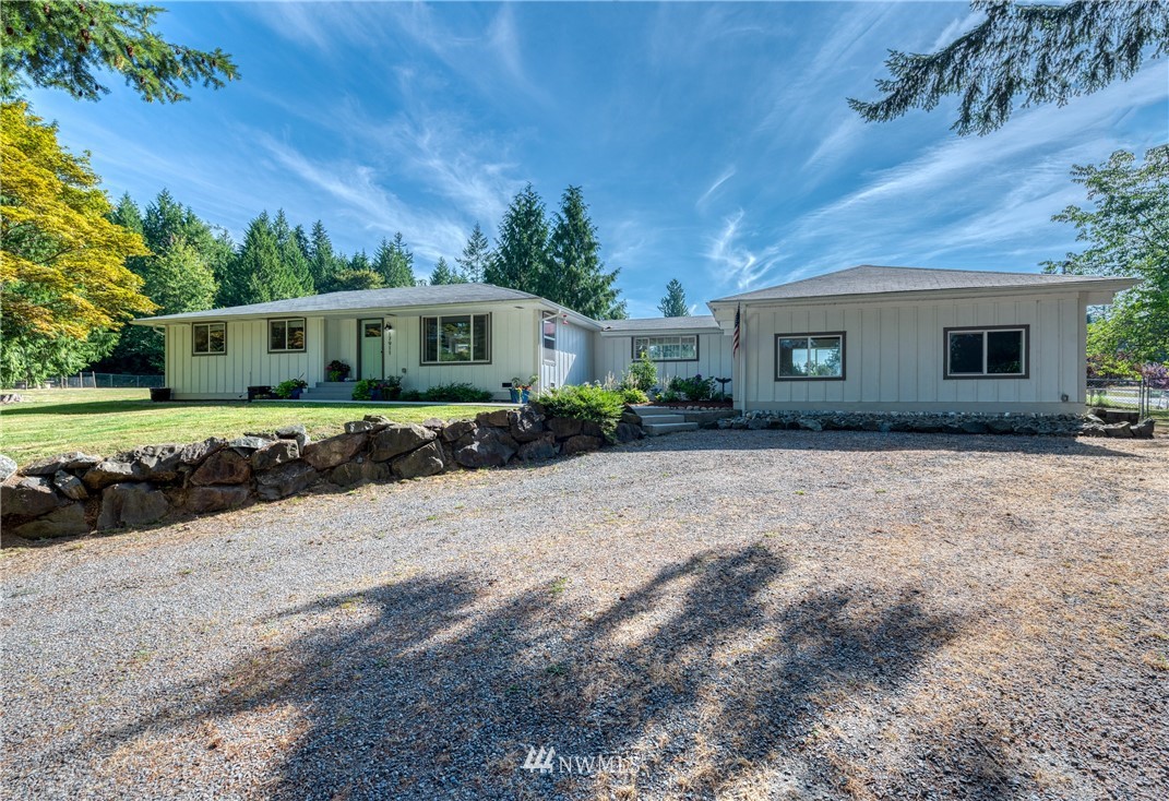 17911 Butler Road Snohomish, WA 98290 - Photo 1 of 39