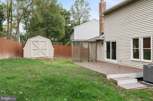 a view of backyard of house