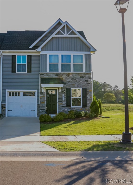 5917 Austin Woods Dr  