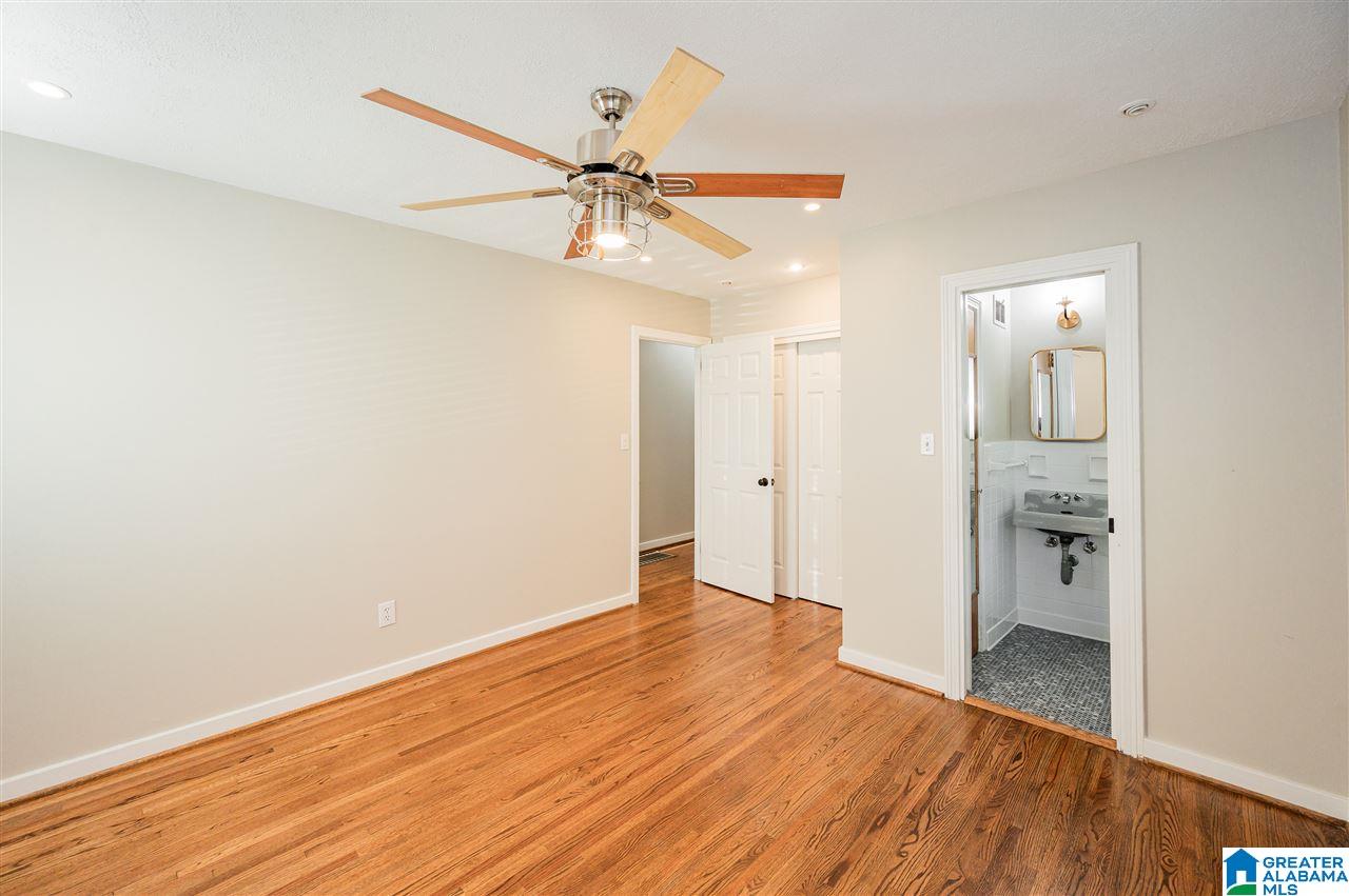 1524 Cresthill Road Birmingham, AL 35213 - Photo 19 of 33