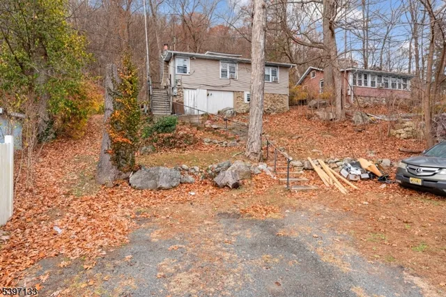 a house view with a outdoor space