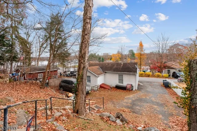 $480,000 | 4 Bank Street, Stanhope, NJ 07874