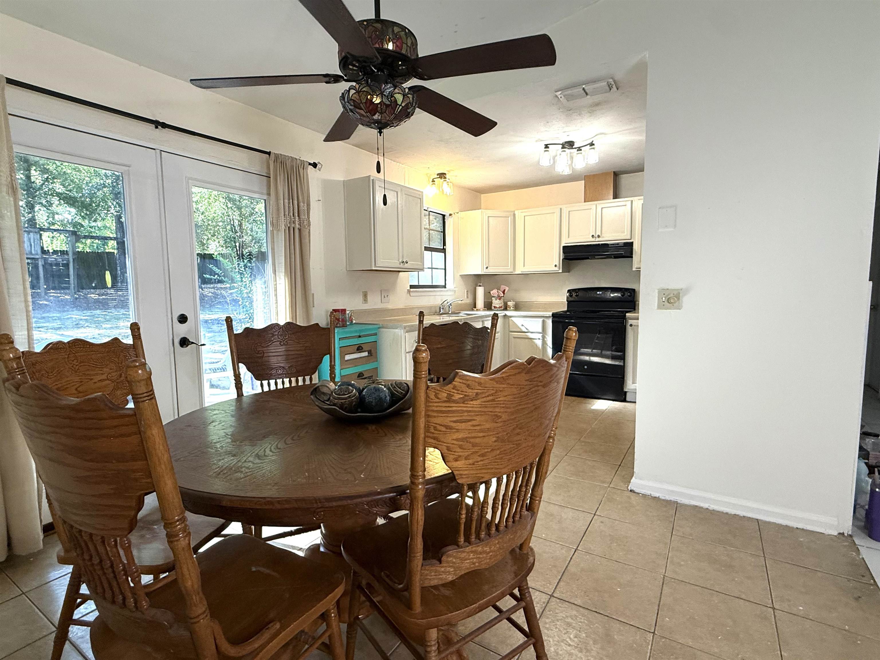 4288 Carnwath Road Tallahassee, FL 32303 - Photo 13 of 44 Gallery Image 13