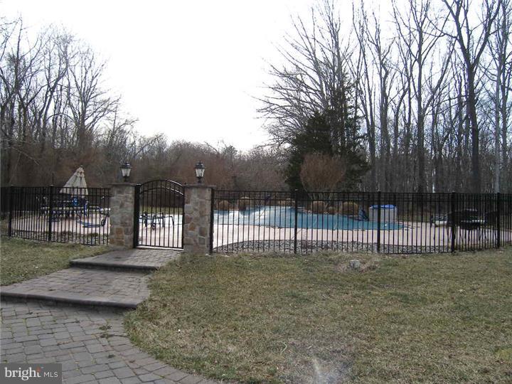 301 Fork Bridge Road Pittsgrove, NJ 08318 - Photo 24 of 25 Exterior Back