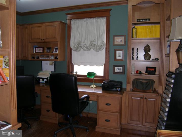 301 Fork Bridge Road Pittsgrove, NJ 08318 - Photo 9 of 25 Office / Study