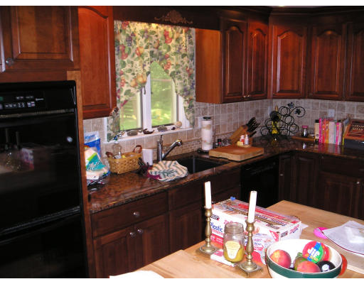 36 Condor Road Sharon, MA 02067 - Photo 6 of 9 Gallery Image 6