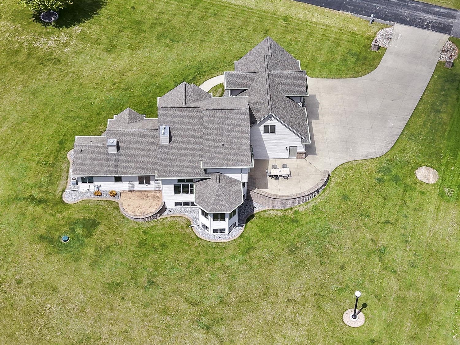 W7415 Ridgetop Drive Neenah, WI 54956 - Photo 52 of 55