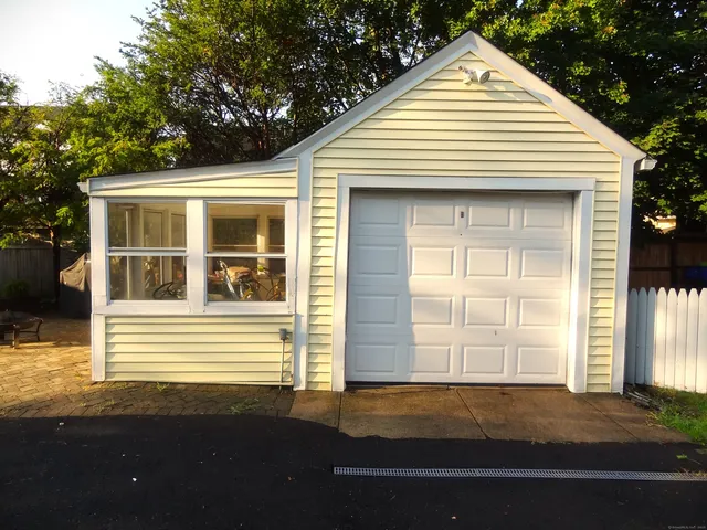 $3,750 | 345 Courtland Avenue, Bridgeport, CT 06605