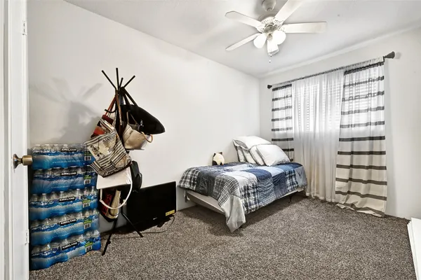 $185,000 | 11002 Hammerly Boulevard, Unit 223, Houston, TX 77043
