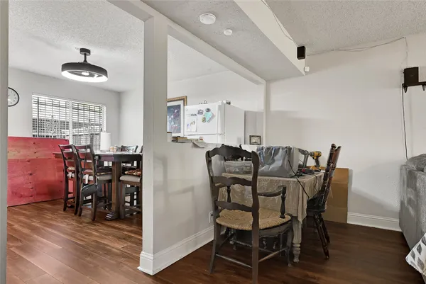 $185,000 | 11002 Hammerly Boulevard, Unit 223, Houston, TX 77043