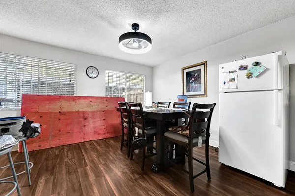 $185,000 | 11002 Hammerly Boulevard, Unit 223, Houston, TX 77043