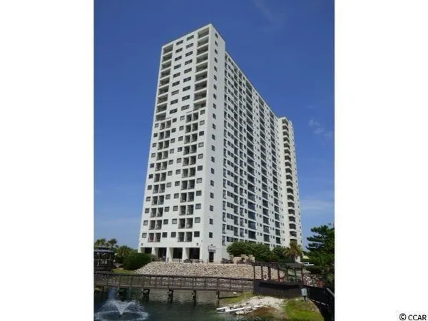$179,900 | 5905 South Kings Highway, Unit 212RT, Myrtle Beach, SC 29575