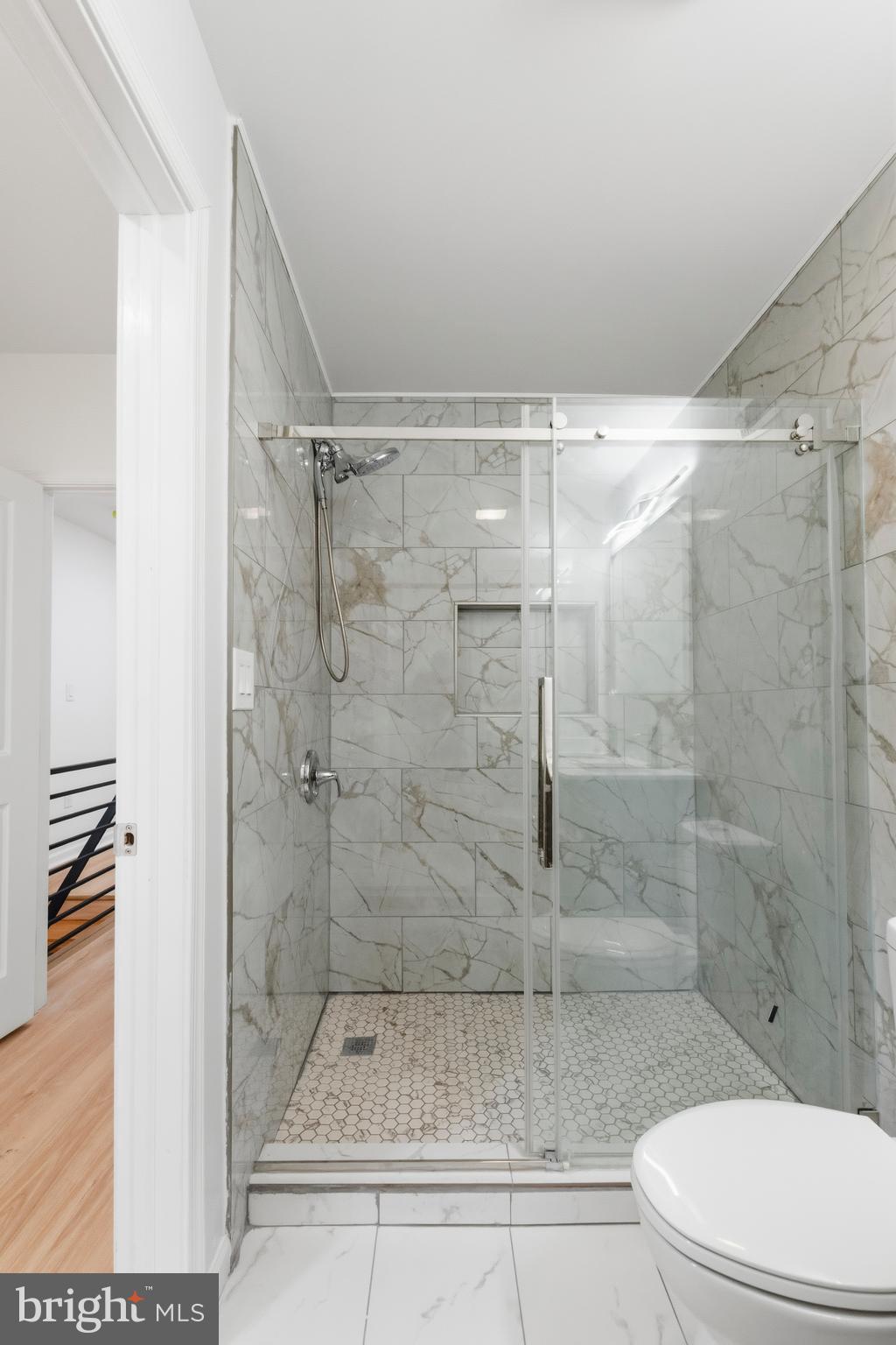 83 West Sharpnack Street Philadelphia, PA 19119 - Photo 14 of 38