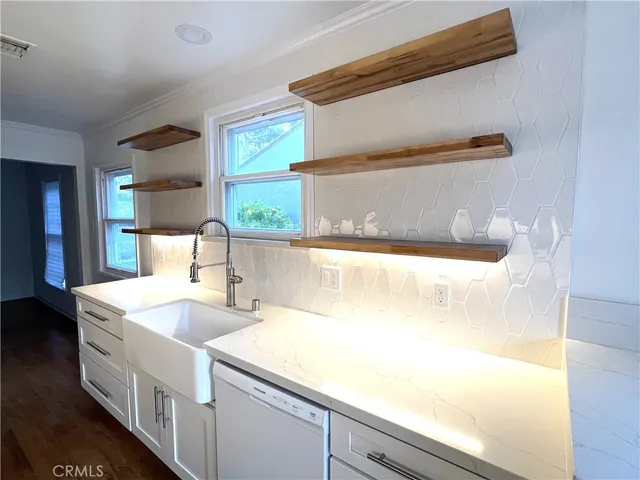 $3,395 | 2308 West Century Boulevard, Inglewood, CA 90303