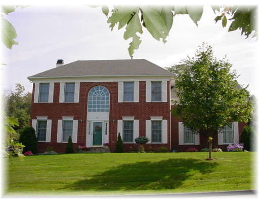 135 Stow Road Marlborough, MA 01752 - Photo 1 of 5 Gallery Image 1