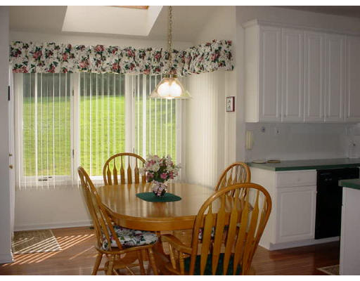135 Stow Road Marlborough, MA 01752 - Photo 4 of 5 Gallery Image 4
