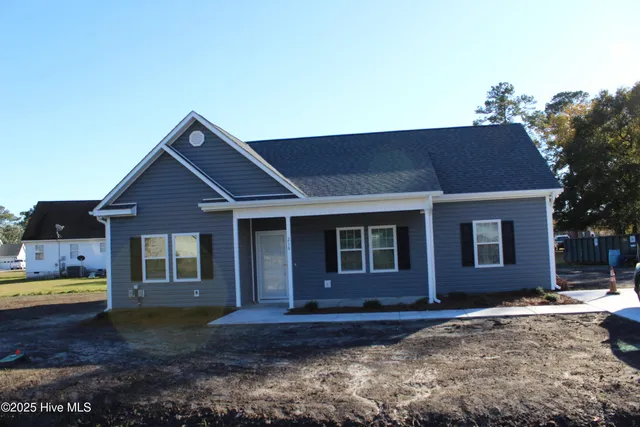 $264,500 | 216 West Charity Road, Rose Hill, NC 28458