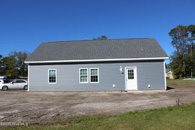 $264,500 | 216 West Charity Road, Rose Hill, NC 28458