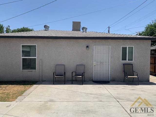 Undisclosed Address Bakersfield, CA 93304 - Photo 15 of 32 a view of a front of a house