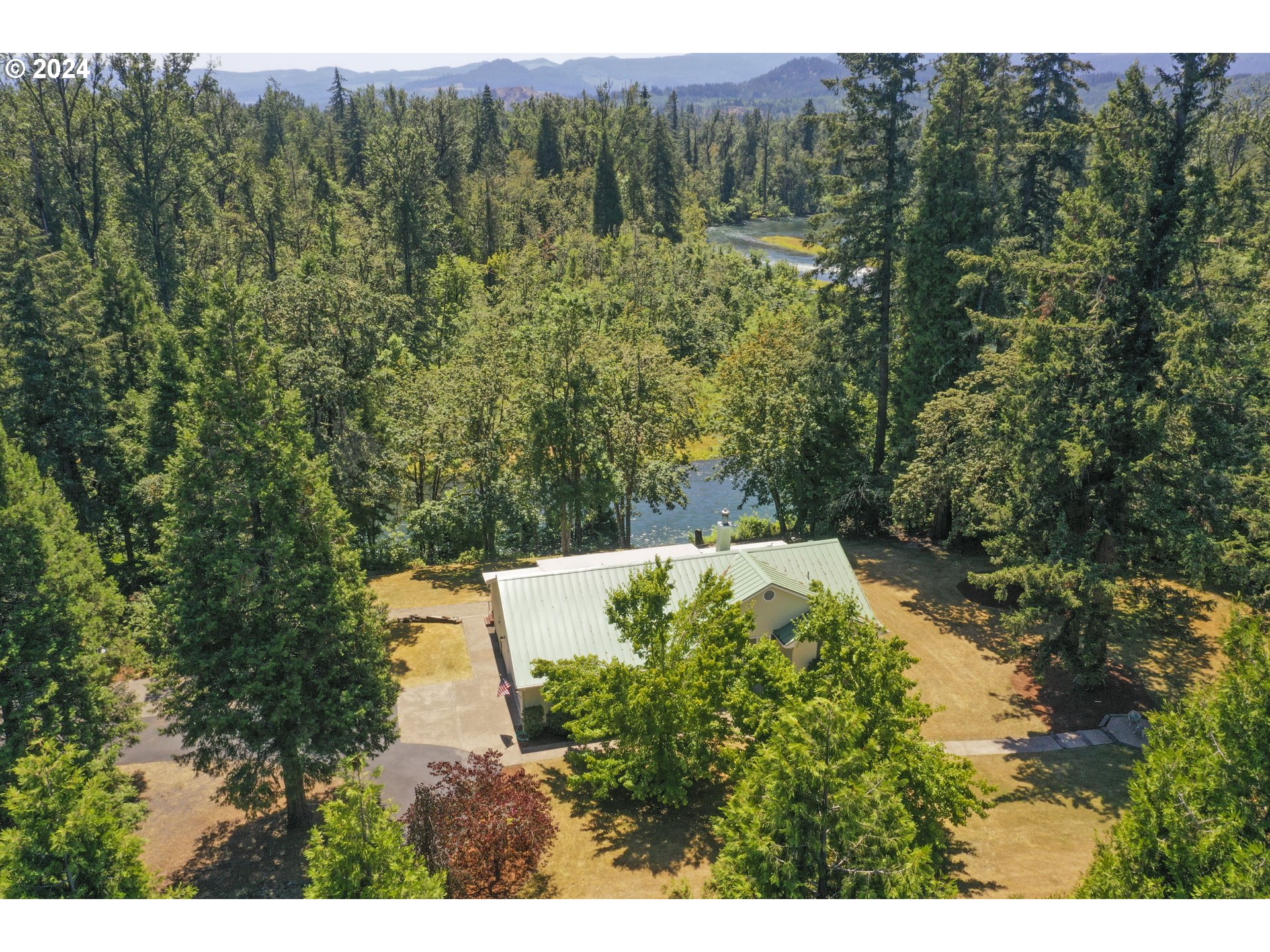 39002 Pengra Road Fall Creek, OR 97438 - Photo 2 of 48 View