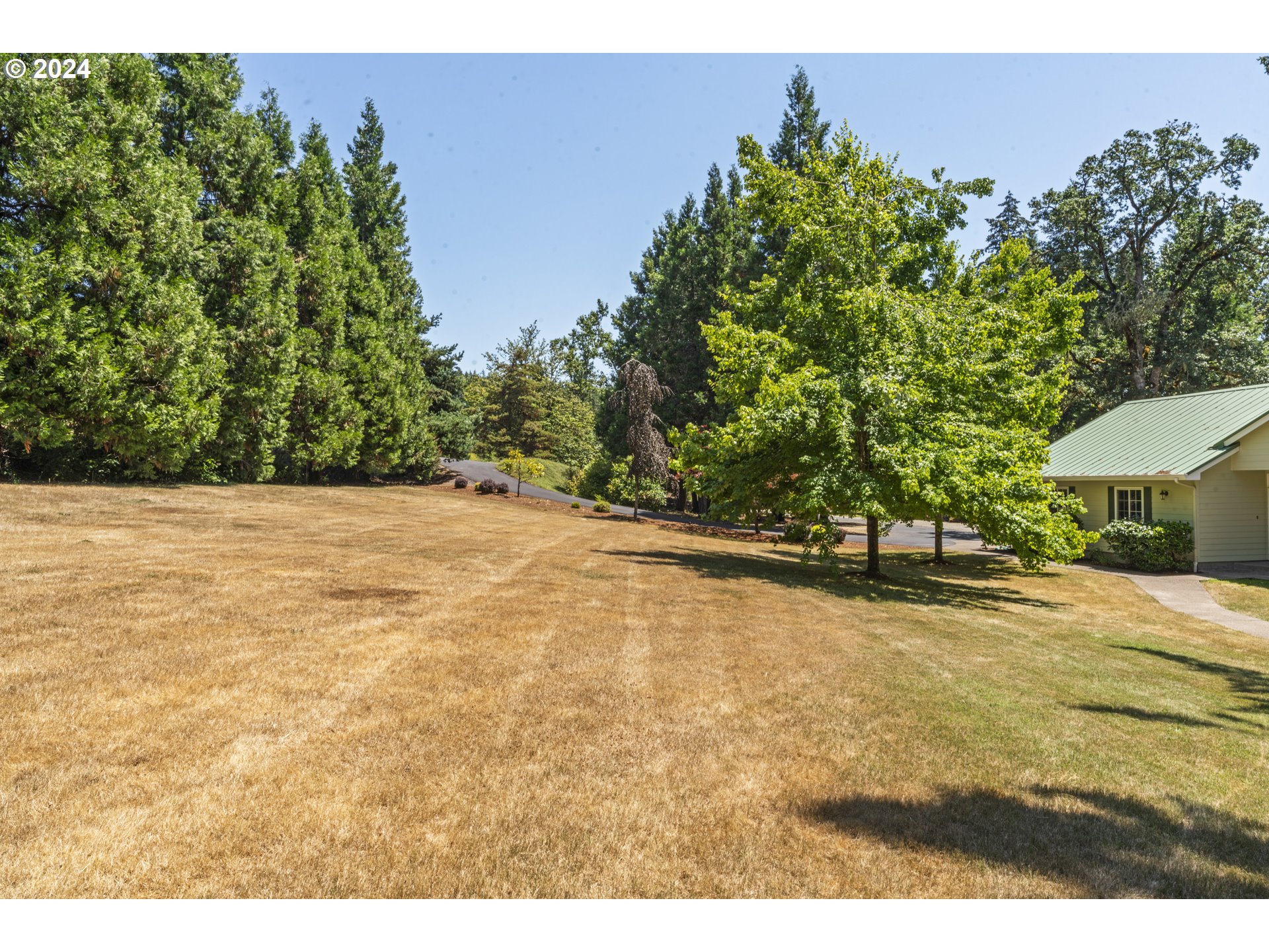 39002 Pengra Road Fall Creek, OR 97438 - Photo 42 of 48 Yard