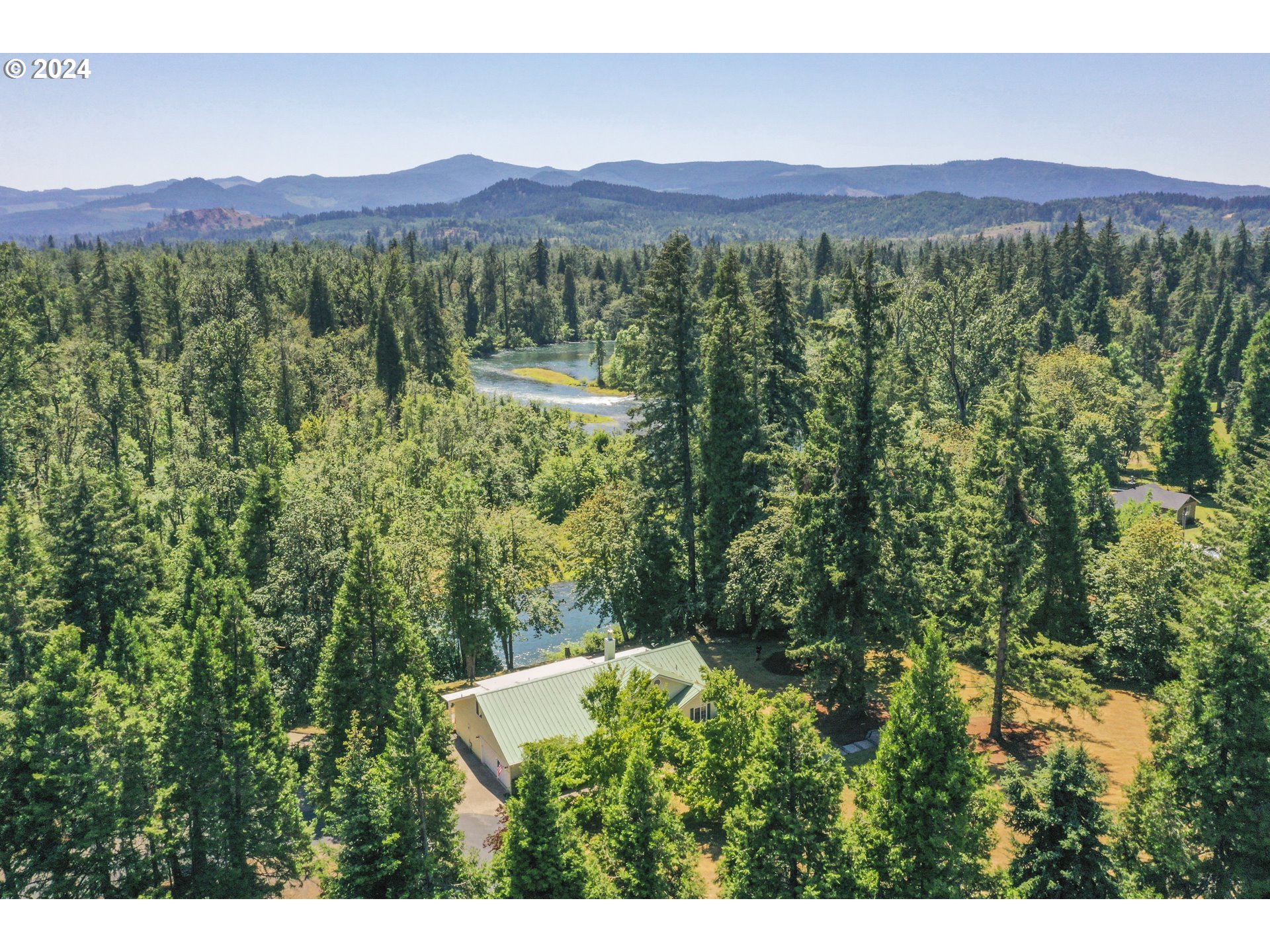 39002 Pengra Road Fall Creek, OR 97438 - Photo 45 of 48