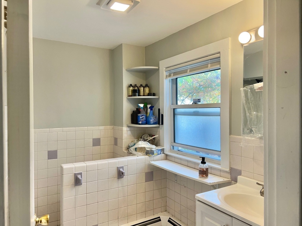 209 Riverside Avenue, Unit 209 Medford, MA 02155 - Photo 14 of 18