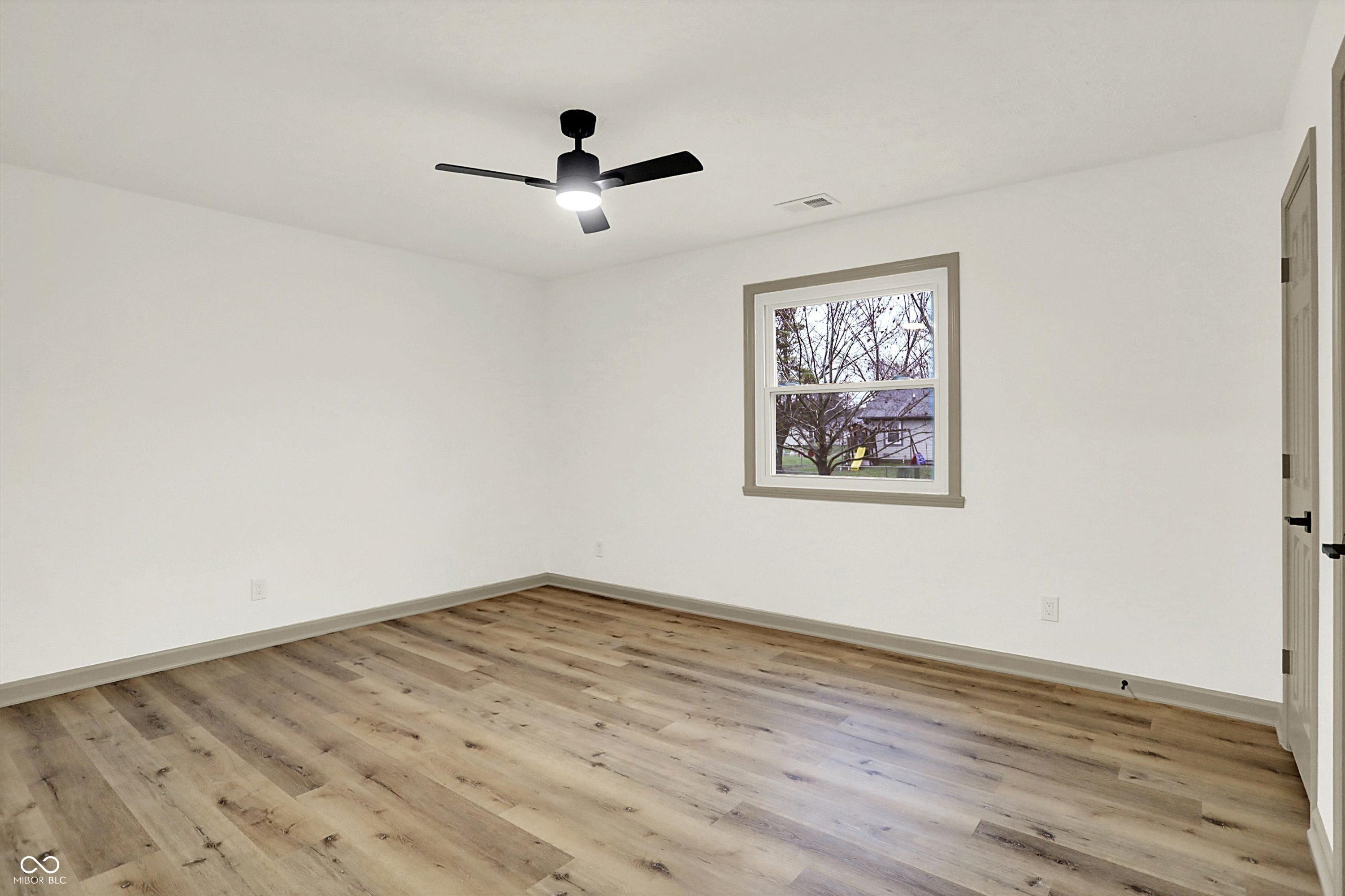 511 Boonesboro Road Greenwood, IN 46142 - Photo 16 of 20