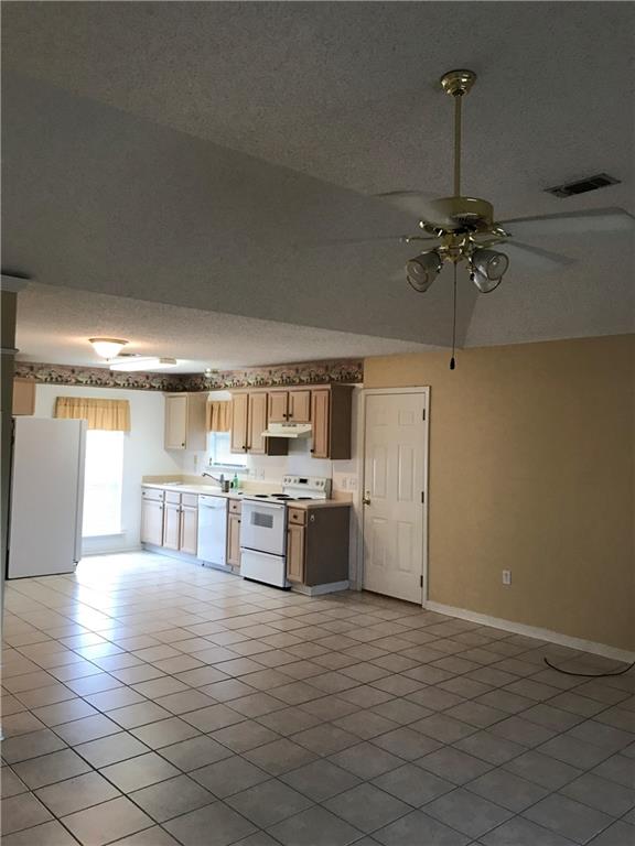 396 North Suncrest Loop Slidell, LA 70458 - Photo 8 of 17 Gallery Image 8