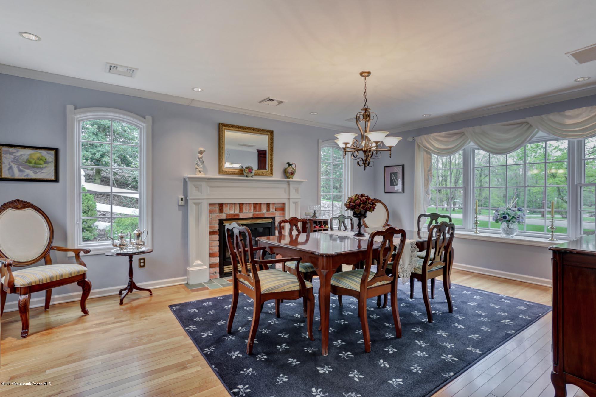 4 Georgetown Road Colts Neck, NJ 07722 - Photo 11 of 29 4gt DR 1