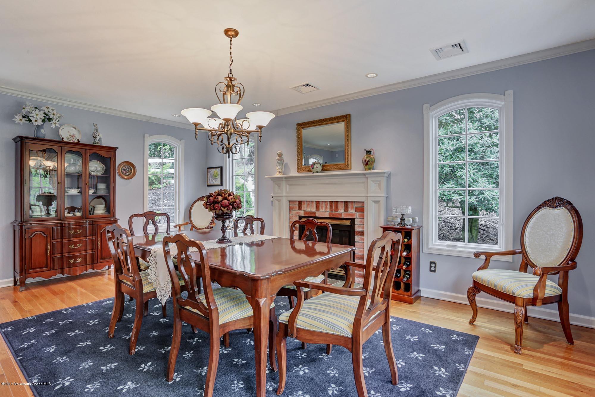 4 Georgetown Road Colts Neck, NJ 07722 - Photo 12 of 29 IMG_3489_90_91_92_fused