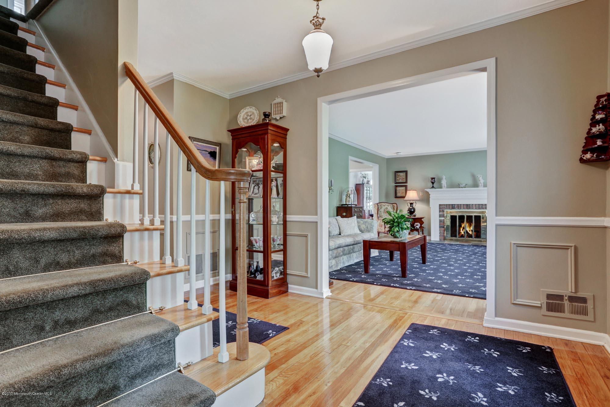 4 Georgetown Road Colts Neck, NJ 07722 - Photo 4 of 29 4 gt foyer 1