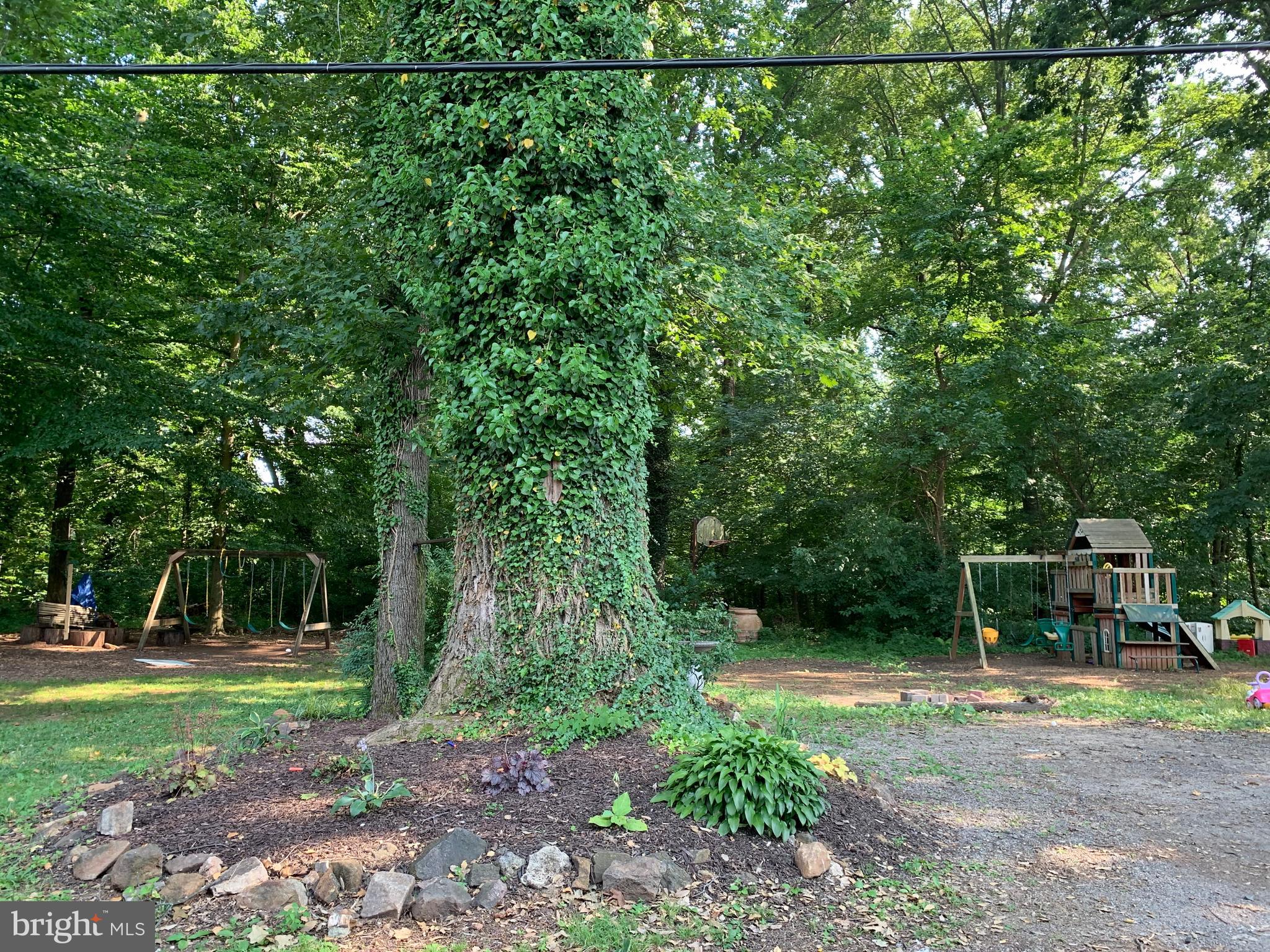 8 Somerset Road Baltimore, MD 21228 - Photo 40 of 56 Great shared community open space ...