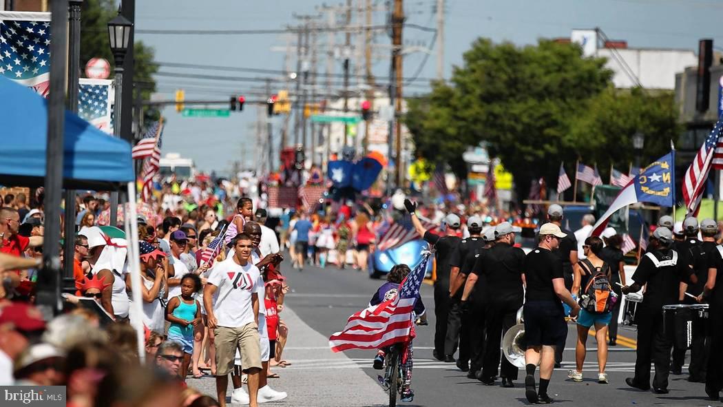 8 Somerset Road Baltimore, MD 21228 - Photo 51 of 56 Local festivals and more!