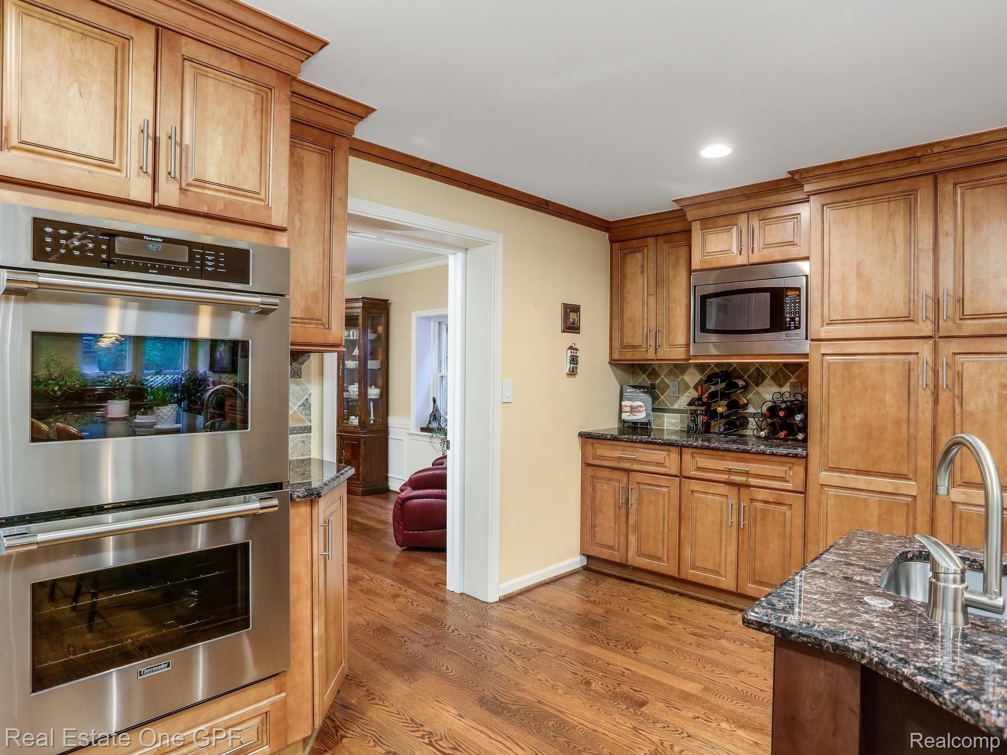 371 Lincoln Road Grosse Pointe, MI 48230 - Photo 12 of 55 371 Lincoln Rd Grosse Pointe-031-022-371 Lincoln0031-MLS_Size.jpg